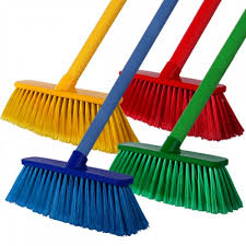IMPA 510611 - BRUSH DECK NYLON 180MM WIDTH, WITH LONG HANDLE