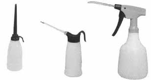 IMPA 617724 - PLASTIC OILER  180CC ANGLE TYPE