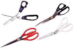 IMPA 611841 - CLOTH SCISSORS 210MM