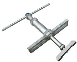 IMPA 633451 - CUTTER VALVE SEAT WITH CUTTERS, FOR 1-4